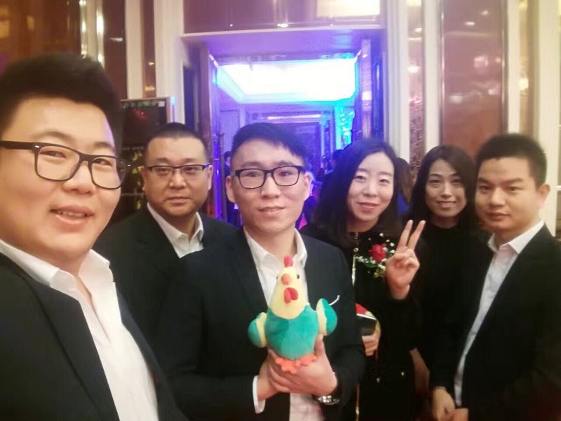 海天裝飾·易尚國際 一起蛻變 騰飛2017！