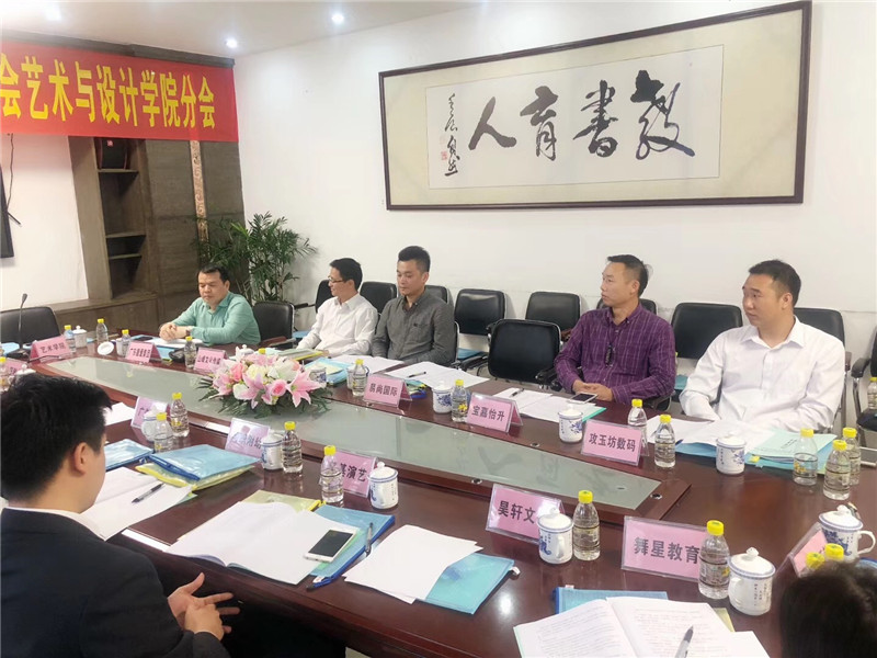 易尚國際 | 深化校企合作，突破“大國工匠”人才培養(yǎng)瓶頸.jpg